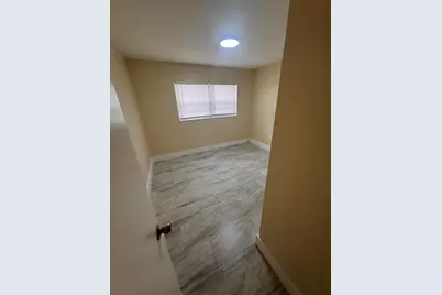 334 Johnston Street, Fort Pierce, FL 34982 - Photo 8