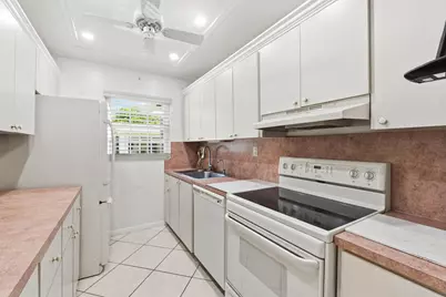 5126 Lakefront Boulevard #B, Delray Beach, FL 33484 - Photo 8