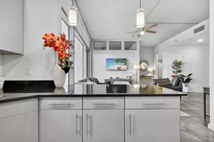 365 SE 6th Ave, Delray Beach, FL 33483 - Photo 14