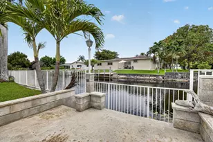 12411 SW 2nd St, Plantation, FL 33325 - Photo 48