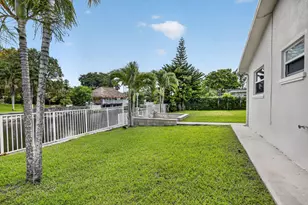 12411 SW 2nd St, Plantation, FL 33325 - Photo 46