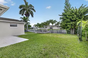 12411 SW 2nd St, Plantation, FL 33325 - Photo 44