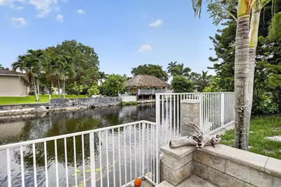 12411 SW 2nd Street, Plantation, FL 33325 - Photo 6