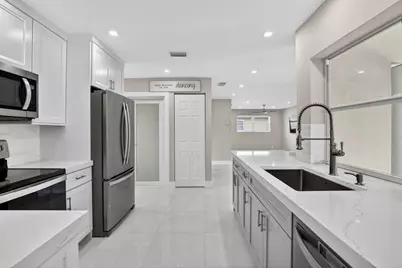 12411 SW 2nd Street, Plantation, FL 33325 - Photo 18