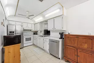 9505 NW 73rd St, Tamarac, FL 33321 - Photo 6
