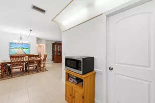 9505 NW 73rd St, Tamarac, FL 33321 - Photo 20