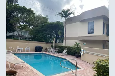 101 SE 15th Avenue #E, Fort Lauderdale, FL 33301 - Photo 2