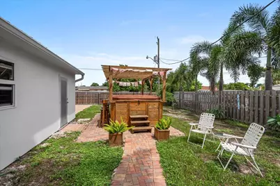 727 Bunker Road, West Palm Beach, FL 33405 - Photo 20