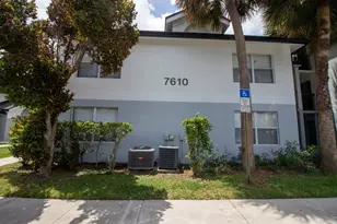 7610 Westwood Dr, Tamarac, FL 33321 - Photo 4