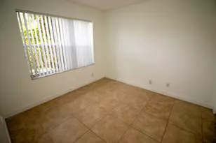 7610 Westwood Dr, Tamarac, FL 33321 - Photo 12
