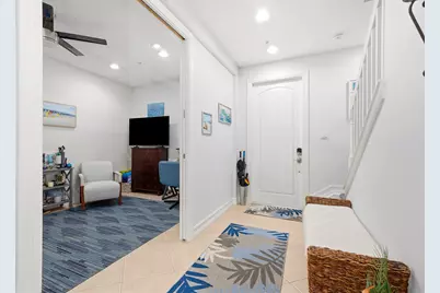 2265 NE 9th Avenue, Wilton Manors, FL 33305 - Photo 8