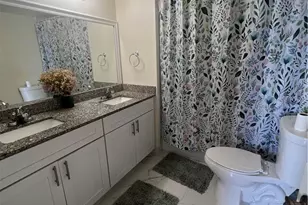 3001 W Rolling Hills Cir, Davie, FL 33328 - Photo 6