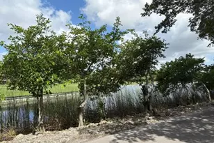 21866 Cypress Cir, Boca Raton, FL 33433 - Photo 2