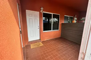 61 NW 35th St, Oakland Park, FL 33309 - Photo 2