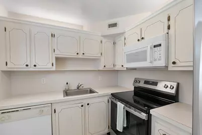 9 Valencia Trail, Delray Beach, FL 33446 - Photo 14