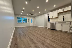 9422 SW 51st St, Cooper City, FL 33328 - Photo 2