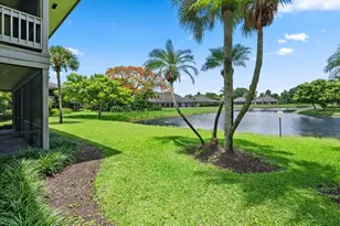 11842 Pebblewood Dr, Wellington, FL 33414 - Photo 12