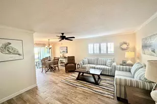 18 Colonial Club Dr, Boynton Beach, FL 33435 - Photo 4