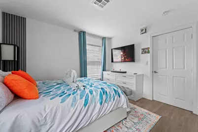 3961 NE 10th Avenue, Oakland Park, FL 33334 - Photo 10