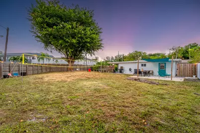 3961 NE 10th Avenue, Oakland Park, FL 33334 - Photo 6