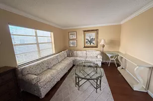 569 Normandy L, Delray Beach, FL 33484 - Photo 2