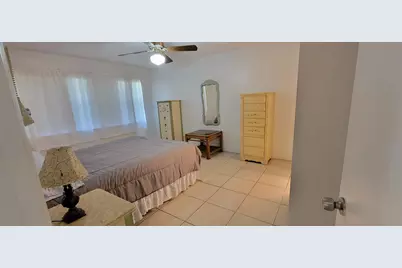 12738 Peconic Court, Wellington, FL 33414 - Photo 4
