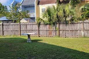 12738 Peconic Ct, Wellington, FL 33414 - Photo 2