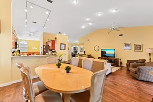 9553 Shadybrook Dr, Boynton Beach, FL 33437 - Photo 8