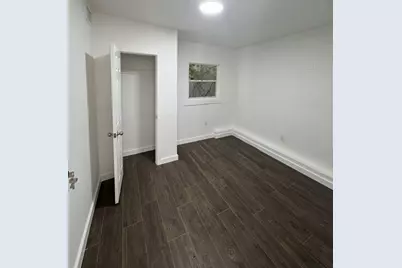 261 NW 81st Street #B, Miami, FL 33150 - Photo 2