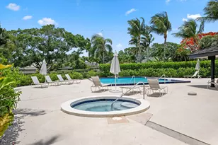 11818 Pebblewood Dr, Wellington, FL 33414 - Photo 22