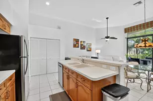 4553 Barclay Fair Way, Wellington, FL 33449 - Photo 16
