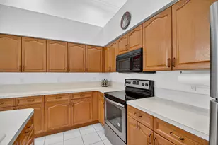 4553 Barclay Fair Way, Wellington, FL 33449 - Photo 14