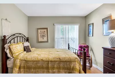 9720 SW 12th Street, Pembroke Pines, FL 33025 - Photo 16