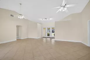 10420 SE Jupiter Narrows Dr, Hobe Sound, FL 33455 - Photo 12
