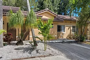 6249 Garden Ct, Davie, FL 33314 - Photo 1