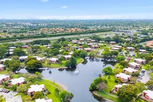 22910 Oxford Pl, Boca Raton, FL 33433 - Photo 26