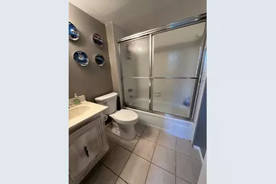 115 Royal Pk Drive #2g, Oakland Park, FL 33309 - Photo 2