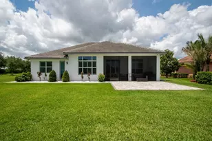 8220 Halbert Ln, Vero Beach, FL 32968 - Photo 26