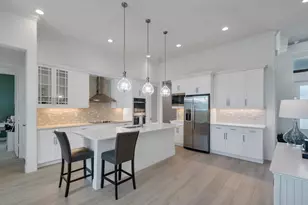 8220 Halbert Ln, Vero Beach, FL 32968 - Photo 4