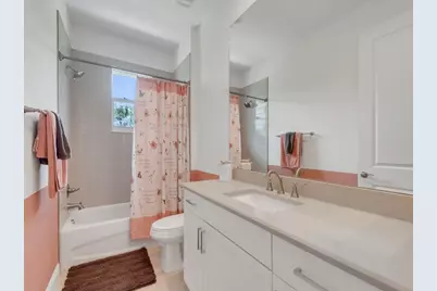 8220 Halbert Lane, Vero Beach, FL 32968 - Photo 20