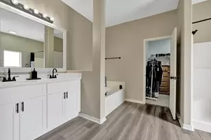 757 SW Jacoby Ave, Port Saint Lucie, FL 34953 - Photo 32