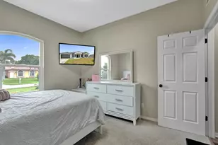757 SW Jacoby Ave, Port Saint Lucie, FL 34953 - Photo 38
