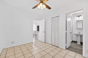 412 SE 16th St, Fort Lauderdale, FL 33316 - Photo 12