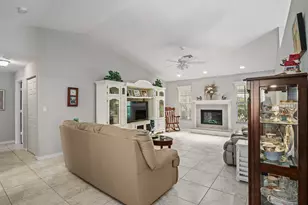 8970 Yearling Dr, Lake Worth, FL 33467 - Photo 4