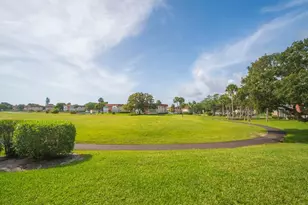 105 Spring Lake Ct, Vero Beach, FL 32962 - Photo 24
