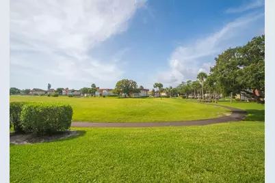 105 Spring Lake Court #102, Vero Beach, FL 32962 - Photo 24