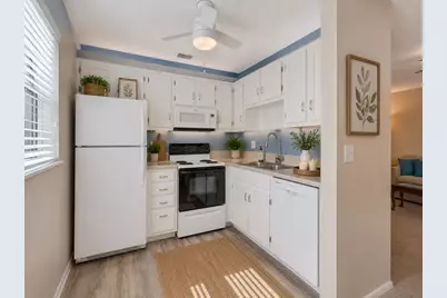 105 Spring Lake Court #102, Vero Beach, FL 32962 - Photo 6