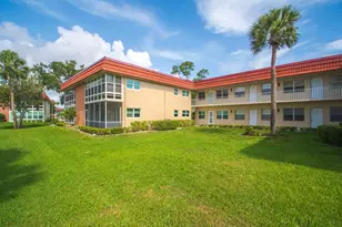 105 Spring Lake Ct, Vero Beach, FL 32962 - Photo 4