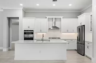 692 Ravens Landing Dr, Vero Beach, FL 32968 - Photo 2