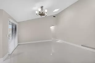 9939 Boca Gardens Trail, Boca Raton, FL 33496 - Photo 8
